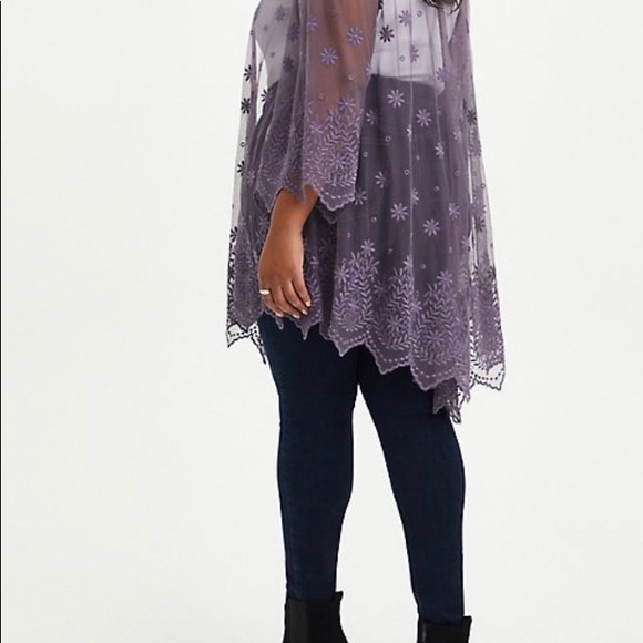 Torrid purple/grey embroidered kimono mesh - Picture 3 of 6